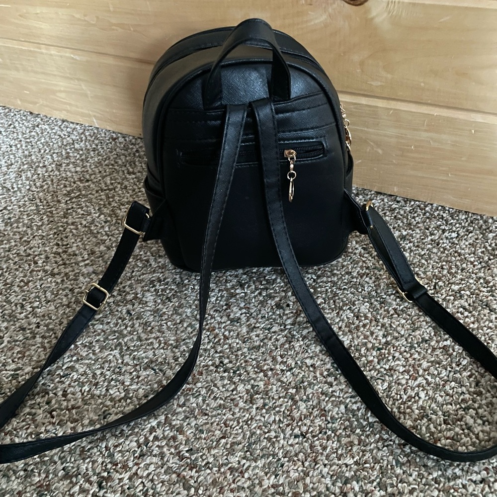 Backpack purse - Picture 3 of 3